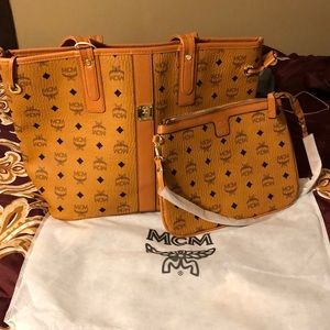 MCM Large Tote and Pouch